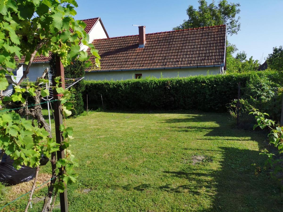 Anna Ház Casa vacanze Balatonkeresztúr